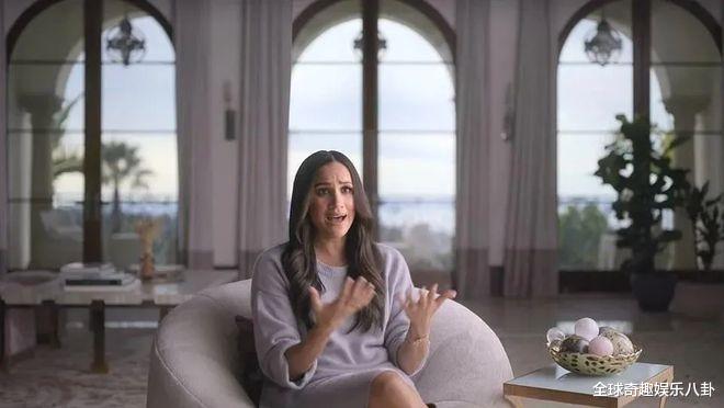 哈里王子|王室专家称,哈里和梅根在报复王室,因为他们没能当上国王和王后