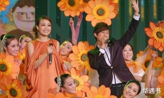 解晓东|那个曾经上14年春晚，消失了18年的巨星，终于有消息了