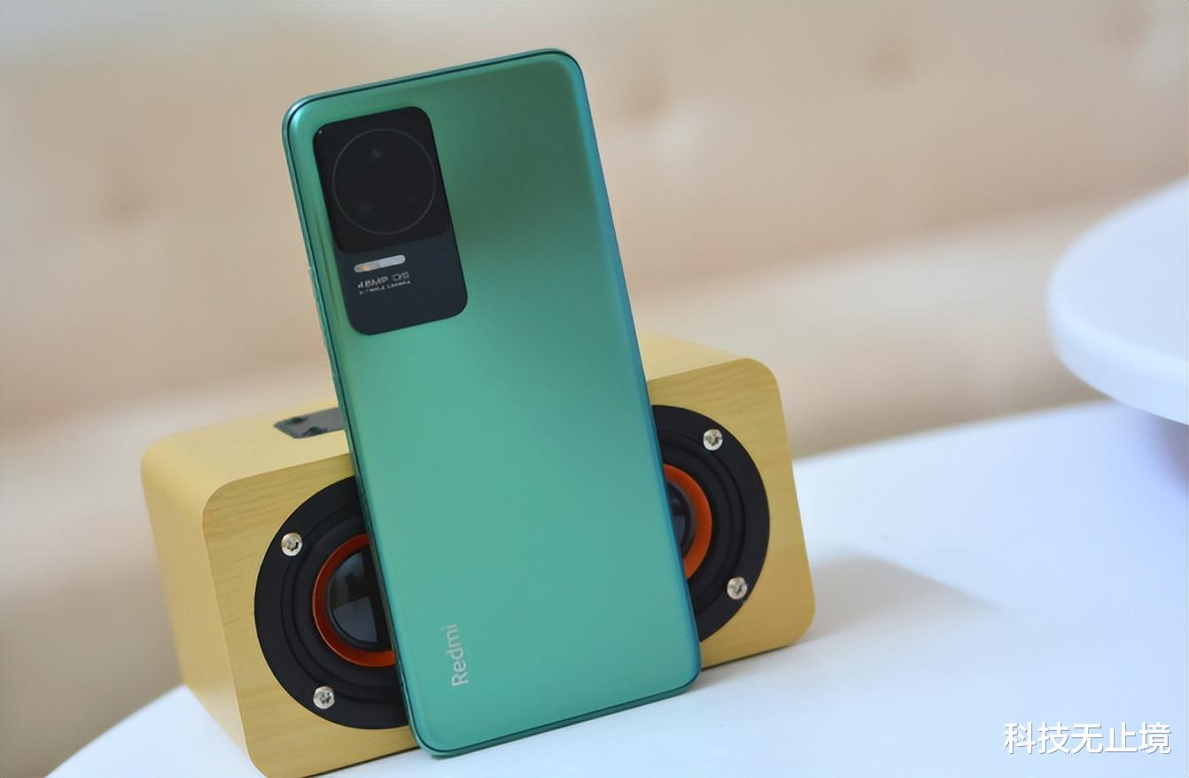 |一两千元的手机怎么选？目前这4款手机最值得买，几乎没有短板