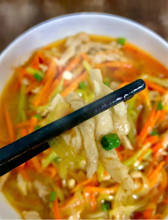 冬天,碰见这菜别错过,简单炒一盘,荤素搭配,天天吃不会腻