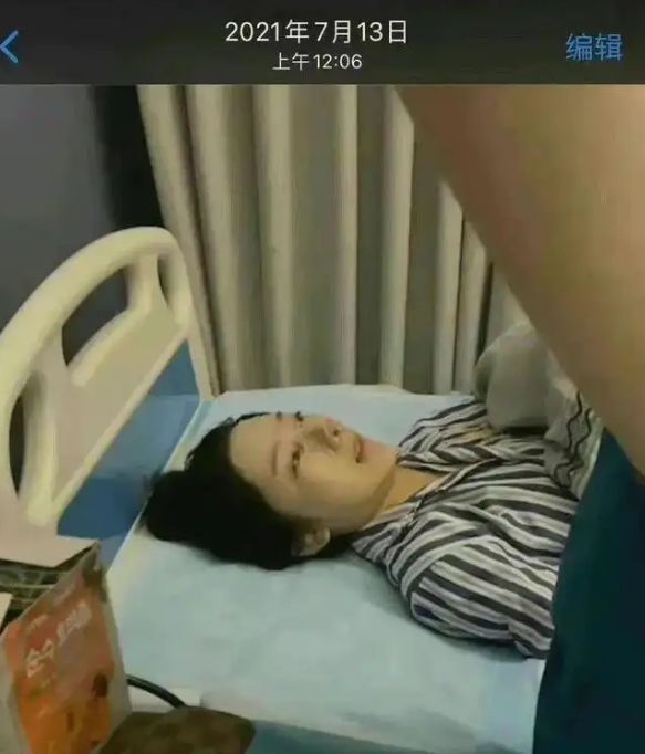 都美竹起诉闺蜜后，要求李恩刘美丽赔偿十万，并且公开赔礼道歉