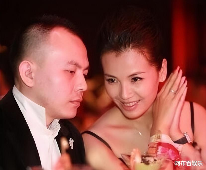 月亮姐姐|“年年离婚，岁岁破产”，刘涛，你醒醒吧