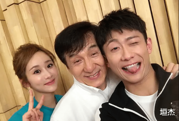 吉娜·爱丽丝|不遵守交规、身边女孩不断，作品口碑下滑：张一山，你要撑住啊