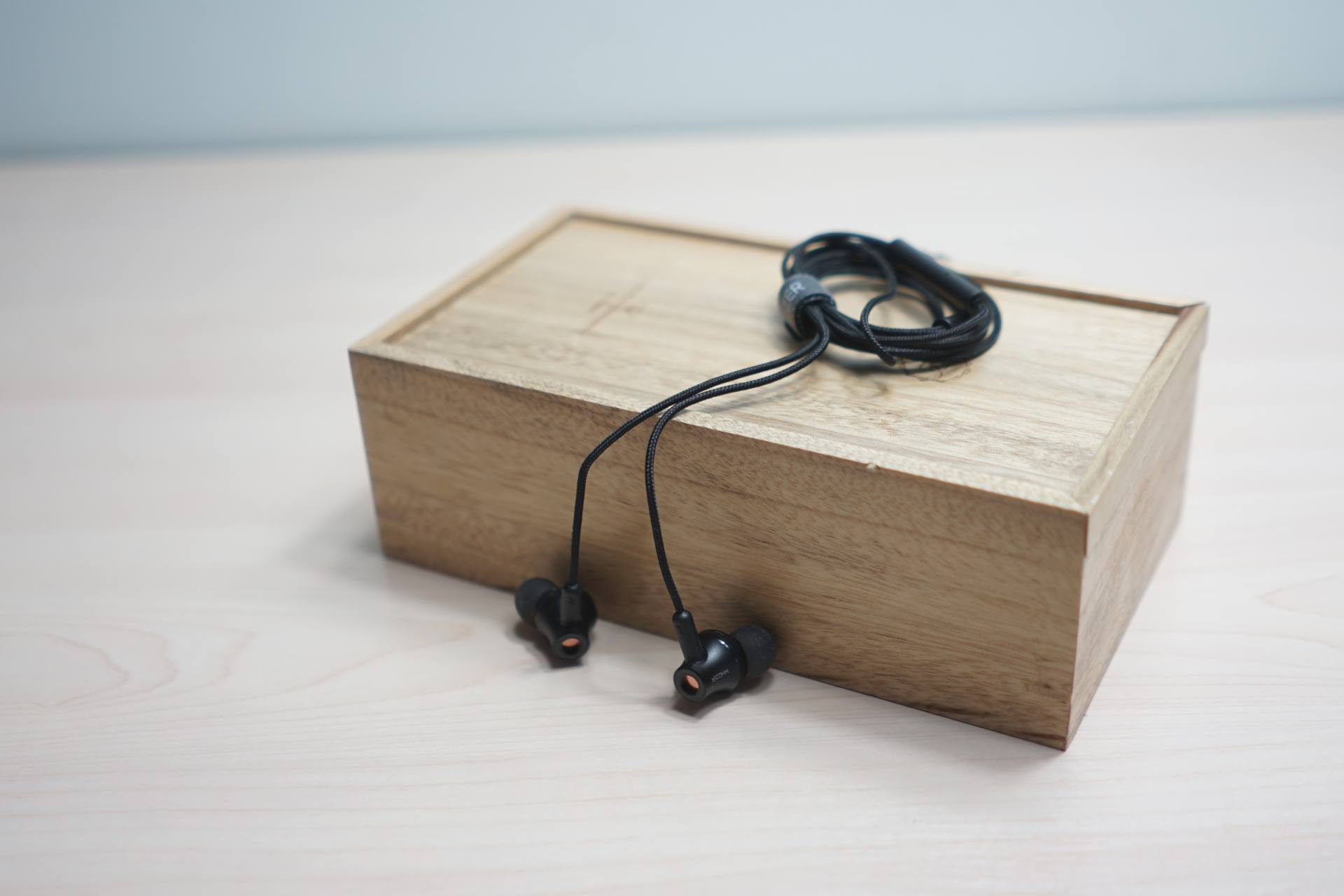 耳机|威泽 BS1开放式动圈耳机：通勤必备，好听不贵