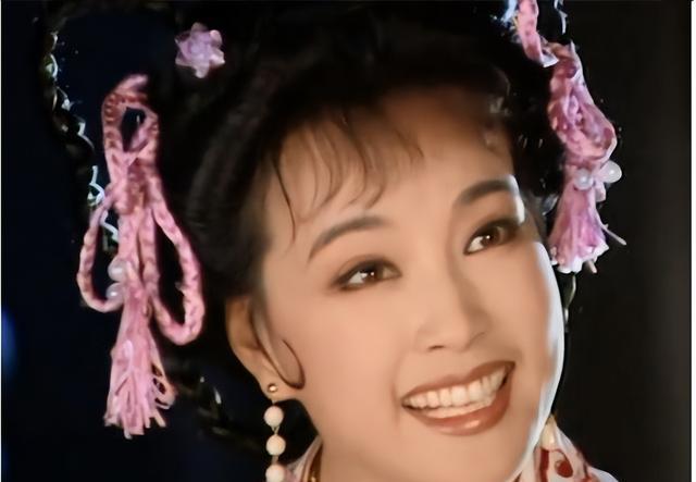 孙俪|同样是扮演皇后，把蔡少芬、孙俪、刘晓庆放一起，差距有了