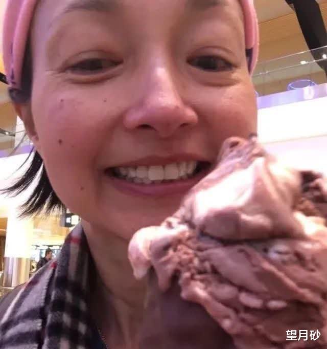 沉香如屑|8位过气明星生存状态：有的在火锅店当服务员，有的在夜总会谋生