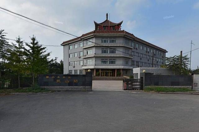 辽宁这座老火车站可以把我们带到“灵山”?不卖票,却可以坐火车