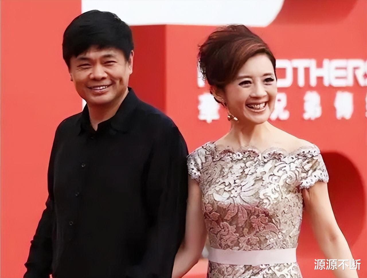 许戈辉|富豪爱上前央视女主持,与原配摊牌离婚后,两任妻子却处成姐妹