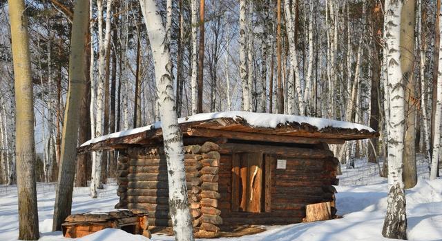 长白山|在俄罗斯游玩，丛林中的小木屋最好不要靠近，可能有去无回