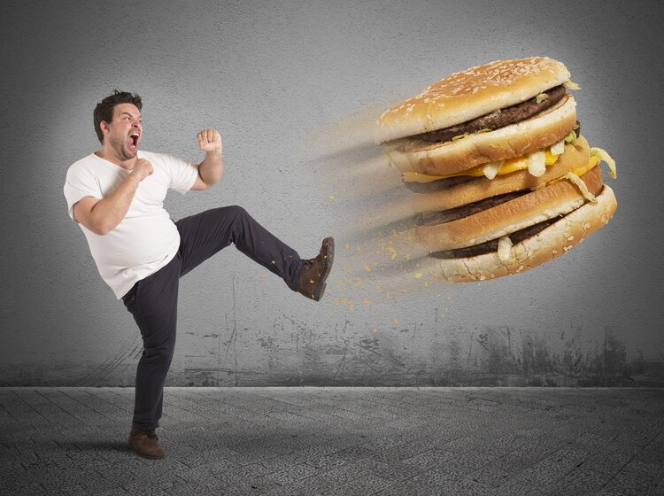 饮食|吃得少活得久，限制饮食可长寿？美国新研究：晚上饿肚子或可延寿