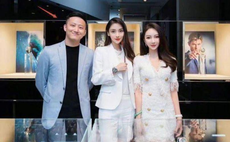 黄晓明|黄晓明疑似与叶珂深夜聚餐，女方身材火辣气质好，结束后一同回家