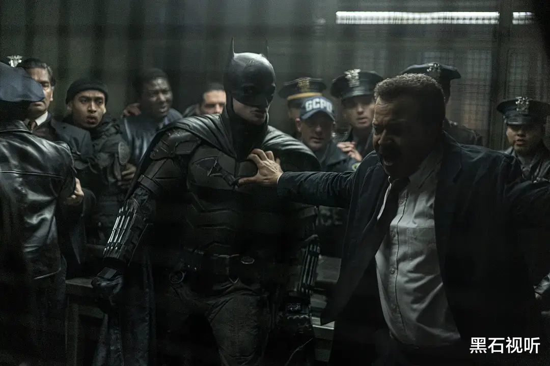 电影|2022年上映《新蝙蝠侠》：一样的黑夜，不一样的英雄