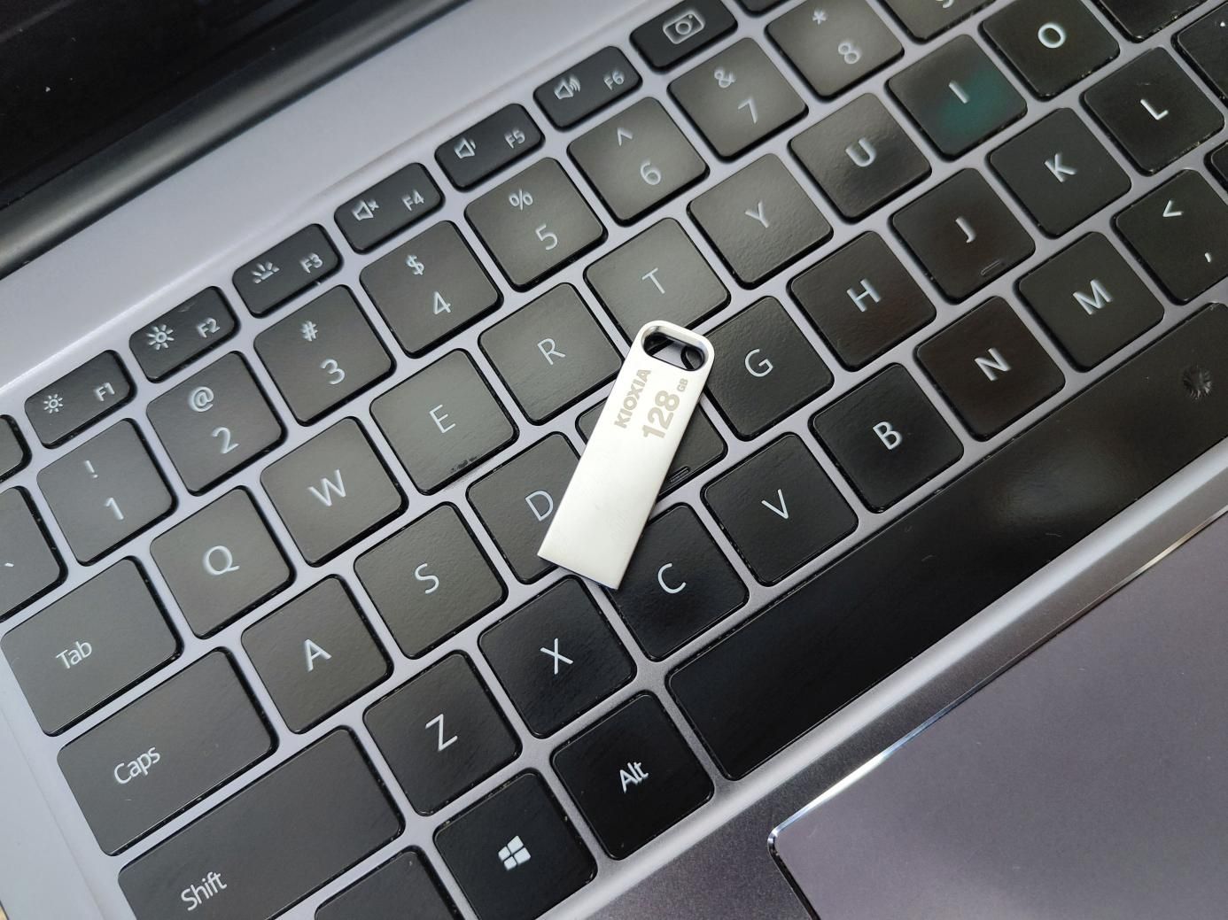 铠侠|铠侠U盘U366,大厂基因值得信赖,想要高速传输就选它