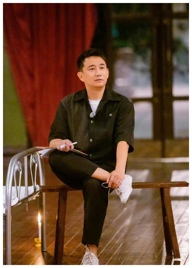 温峥嵘|演员温峥嵘:嫁初恋生娃,44岁风采依旧