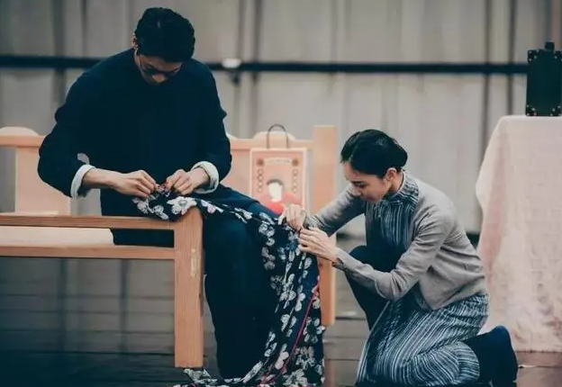 朱洁静|朱洁静一直希望通过舞蹈证明自己，用力过猛不如唐诗逸讨喜