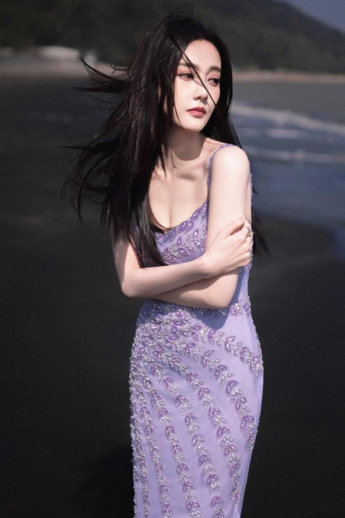 李一桐|李一桐，客串出演《苍兰诀》古装造型惊艳，颜值碾压女主虞书欣