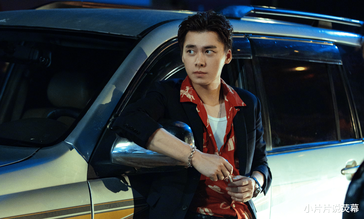 魏翔|暗夜行动：3处伏笔还原1个真相，于升海的真实身份呼之欲出