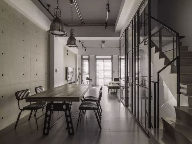 装修选择装工业风是才是有钱人?听内行人一说,才懂其中门道!