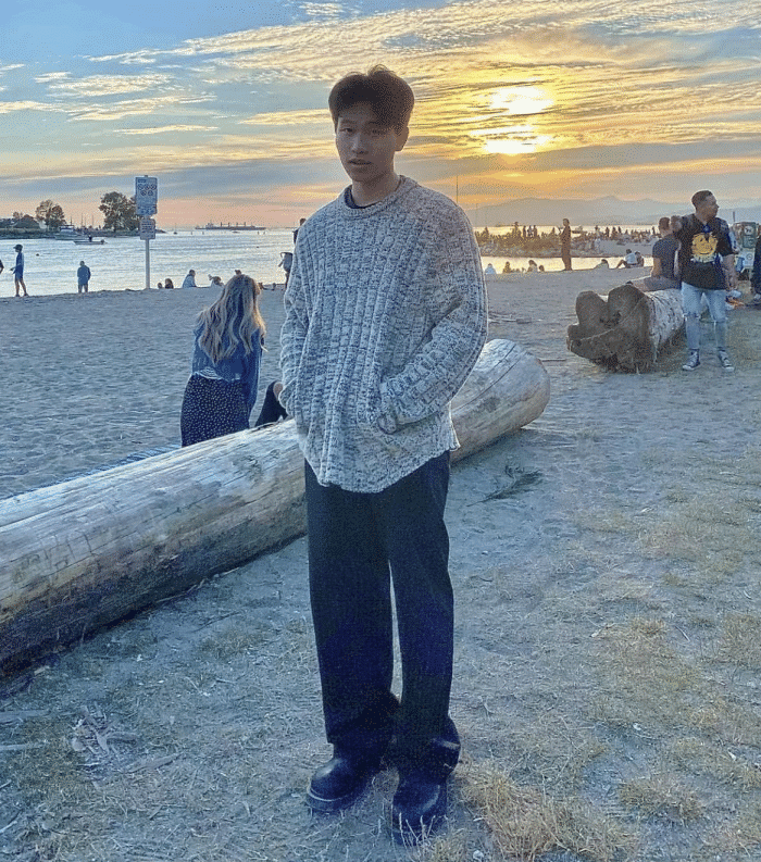 陈坤|陈坤携母亲儿子喜迎新年!北京豪宅罕曝光,20岁海归儿子越长越帅