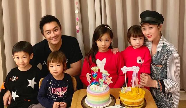 昆凌|昆凌说自己想生三胎，周杰伦觉得一个就好，喜欢生娃的女星很多