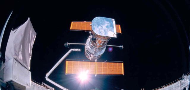 SpaceX和NASA正在商讨使用龙飞船帮助哈勃太空望远镜提升轨道