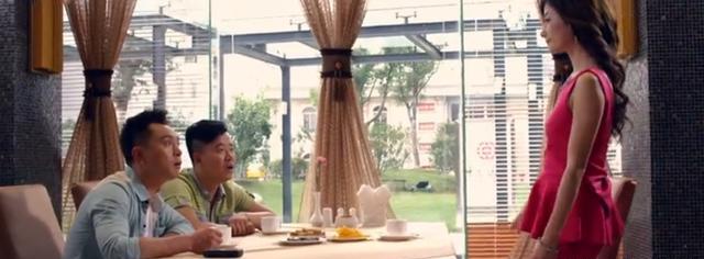 包贝尔|翻拍圈钱，包贝尔新片被众嘲，克拉拉的价值只有身材“大特写”