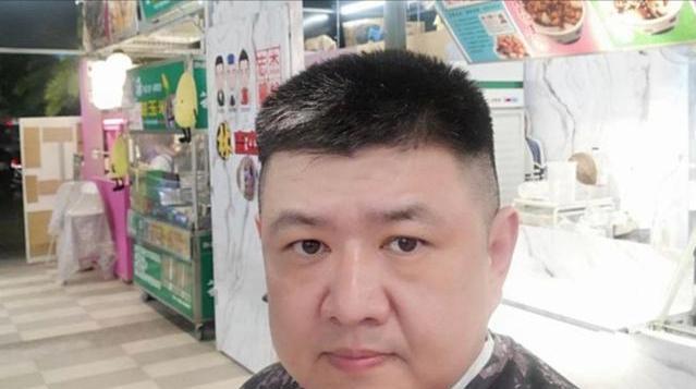 林志颖 不靠明星弟弟卖肠粉，成功减肥的林志杰，夜市摆摊赚钱养家