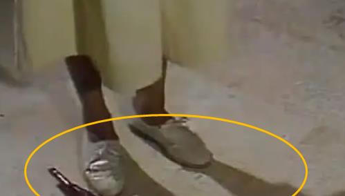 依萍|?情深深：同样是参加书桓如萍的订婚宴，为何两版依萍的穿着差别这么大