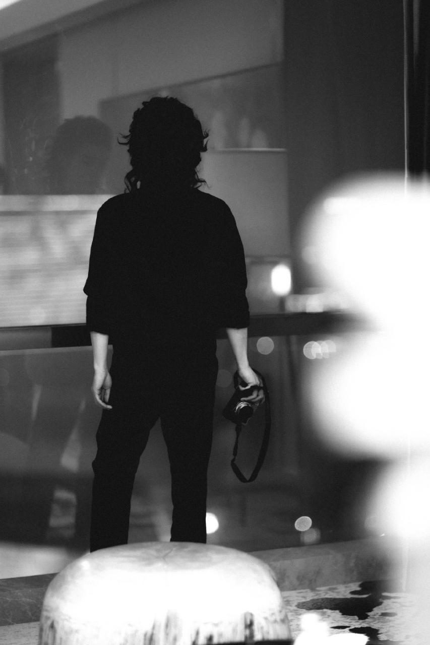 乔欣|华语乐坛领军人华晨宇,掌握光影把控镜头,展现成熟男士的野与魅