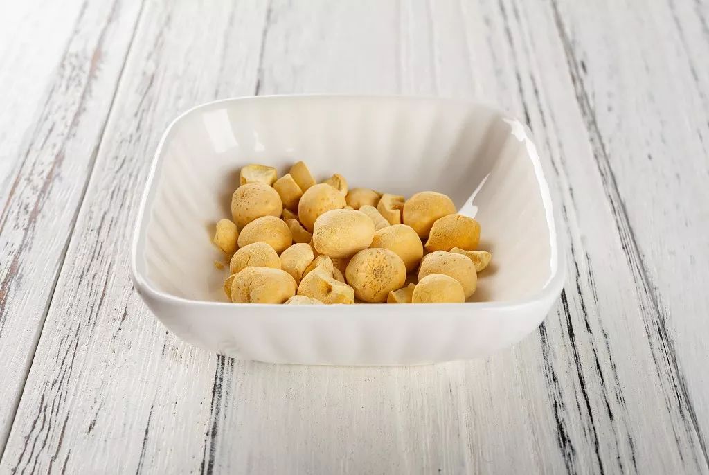 银耳|老觉得肚子里有气往上顶、心慌、腹痛?送你一方,降冲逆、补心血