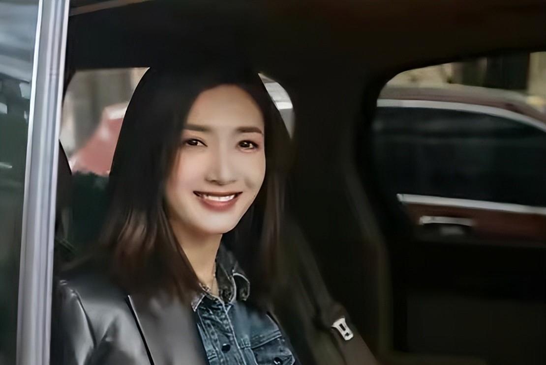 赵丽颖|85花近况尴尬？赵丽颖转型难，刘诗诗演技被嘲，唐嫣2年未拍戏