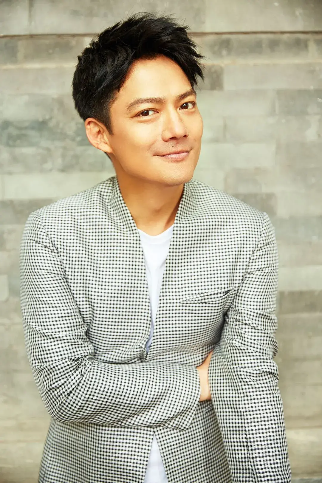 周迅|周迅:离婚让父母心痛,现在的爱情又让父母提心吊胆