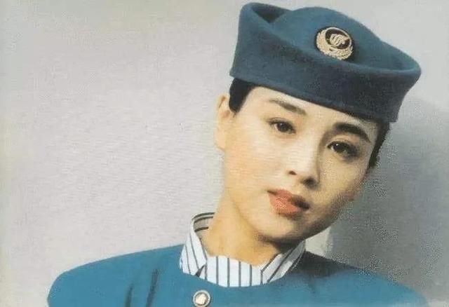 赵明明|演员赵明明，生下女儿后被丈夫抛弃，为了女儿至今未嫁