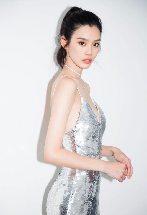 唐嫣|身高170+，却瘦得像鬼一样的6位女星：唐嫣没啥，看到她才害怕