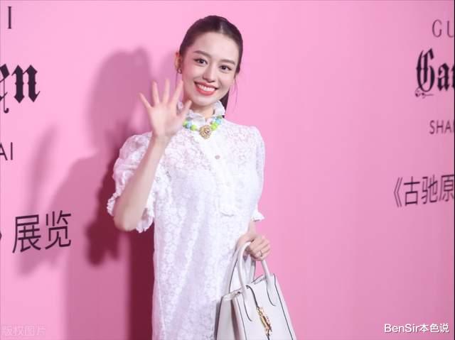 |明星们的外籍配偶们，怎么突然就不吃香了？