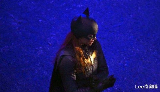 华纳|华纳将搁置DC新片《蝙蝠少女》 不再发行 9000万美元打水漂