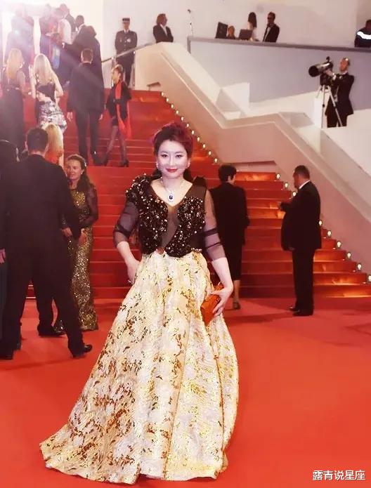 短发 “吴啊萍”的一些痕迹，朝晖美容院的老板，传真公务忙称喜欢美女