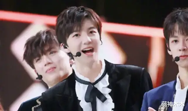 吴卓林|吴卓林生活落魄，谭晓风受尽宠爱，同为私生子，近况大不相同