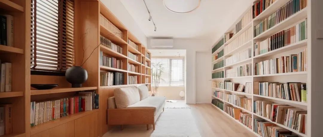 65㎡温馨明亮书香之家,仿若一家私人图书馆,足不出户沉浸式阅