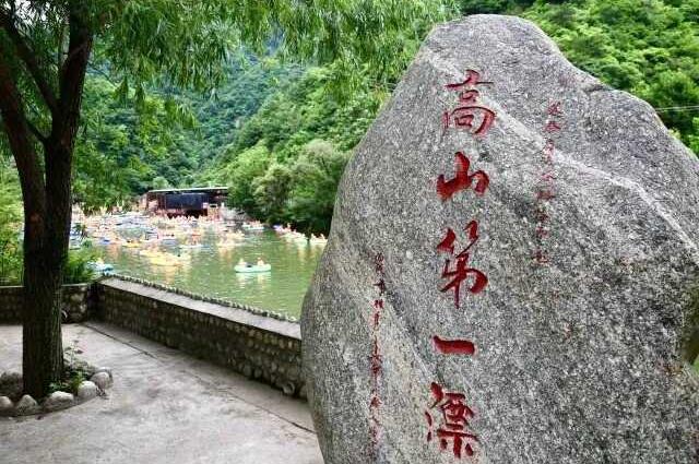 陕西一知名景区“翻车”,数百人齐喊退票,景区:马上整改