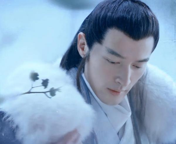 胡歌|胡歌新剧即将开机，新头像引人注目，网友：梅开二度