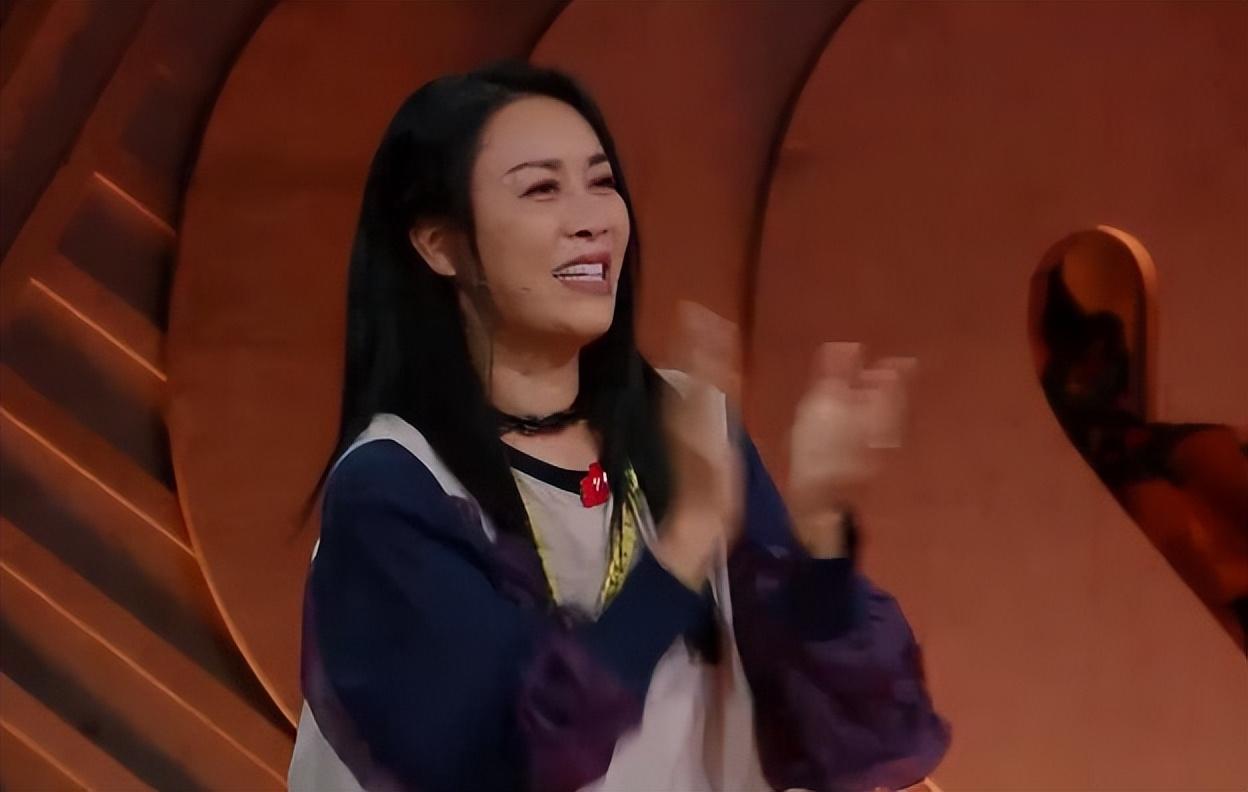 二喜|《二喜》出炉秒杀《脱5》,马东的清高,让多少个李诞脸红?