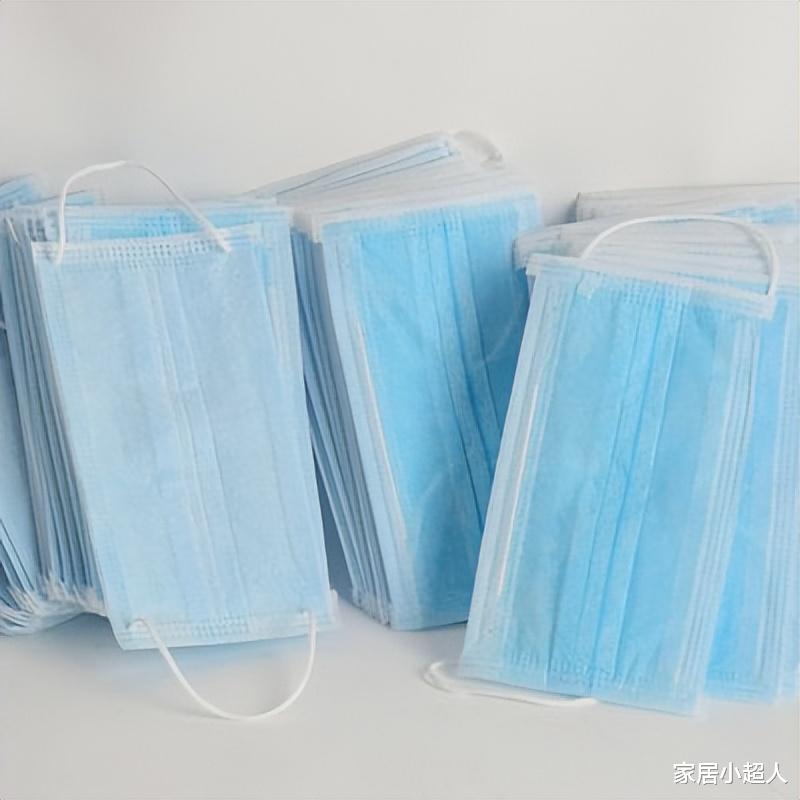 提醒大家:这4种口罩不适合现在出门戴,大家要留神!