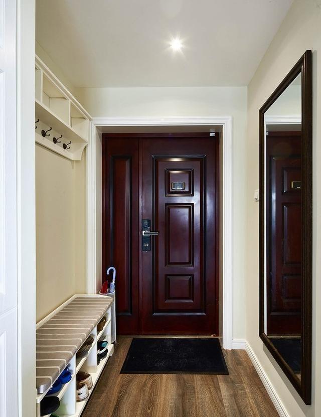 买61㎡顶层装出小四居,14㎡阁楼功能超强,朋友都说赚大了