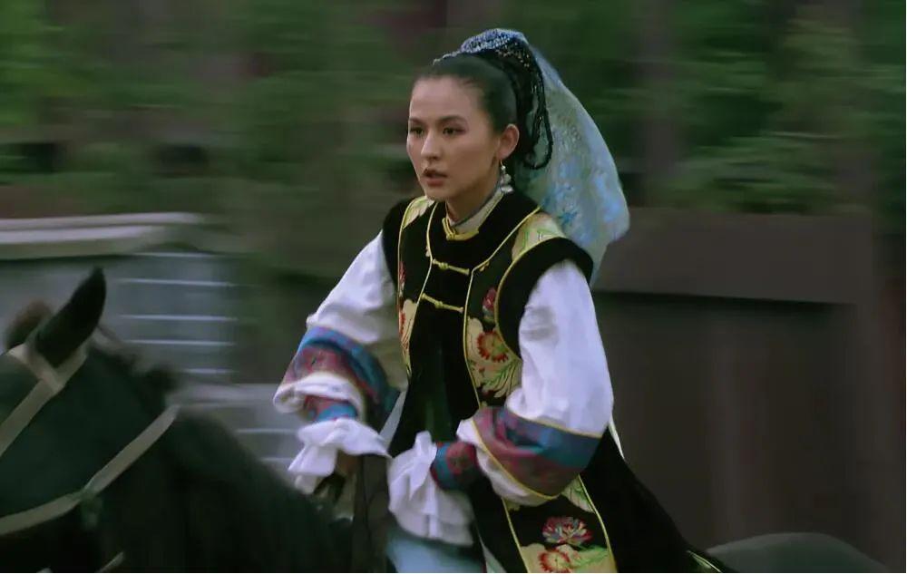 叶澜依|《甄嬛传》里,为什么驯马女出身的叶澜依,有胆量见谁怼谁?