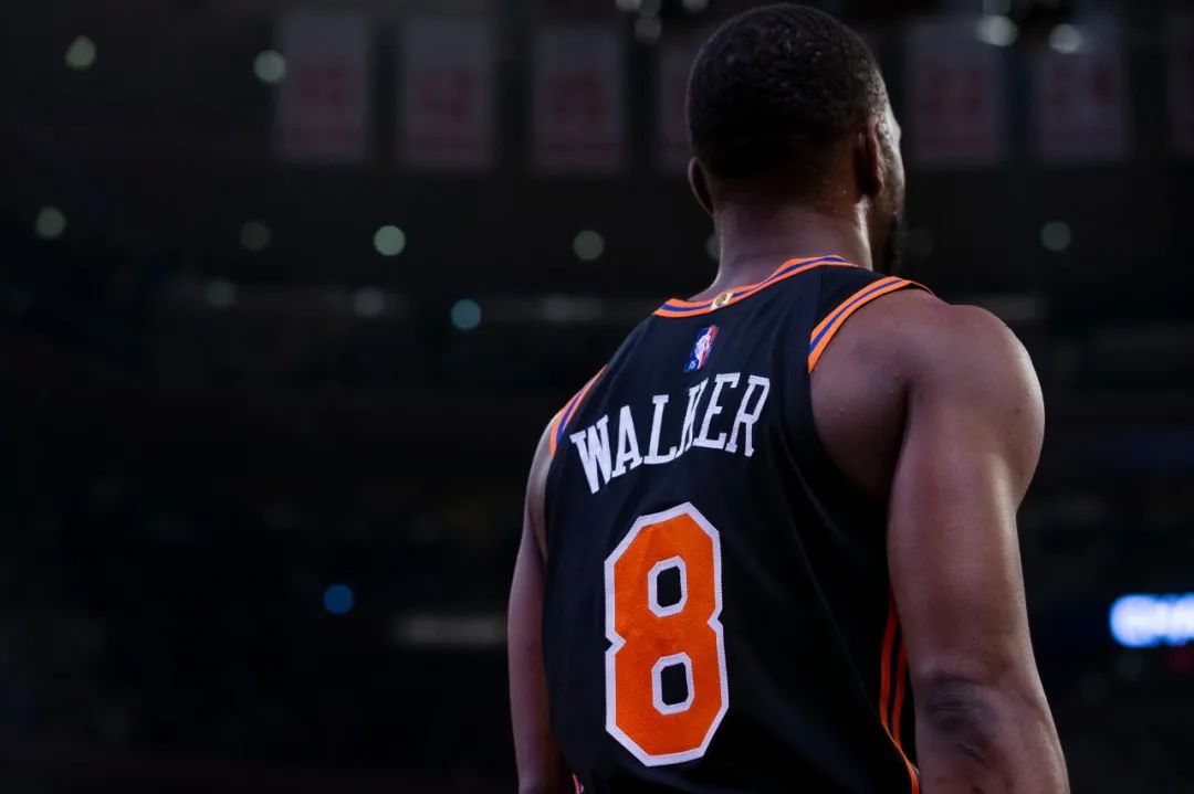 寄了!全明星后卫没人要!NBA越来越卷了...
