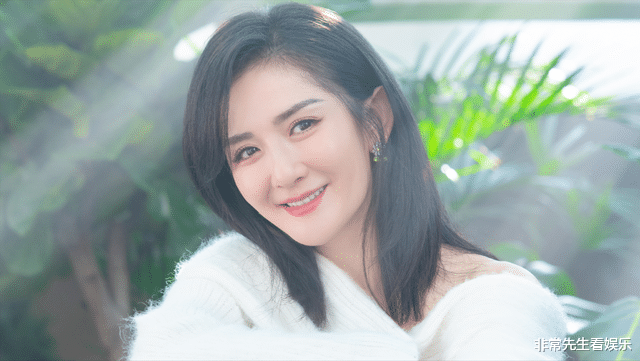 芒果台|谢娜之后，谁会是芒果新一姐？五小花开始发力，但都不如一个新人