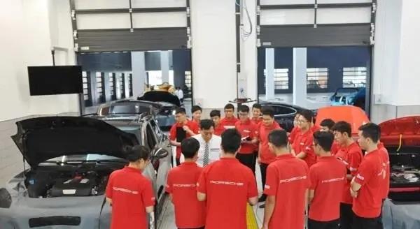 钉钉|职业教育出路在哪里，上海博世汽车职业技术培训学校走出新路子