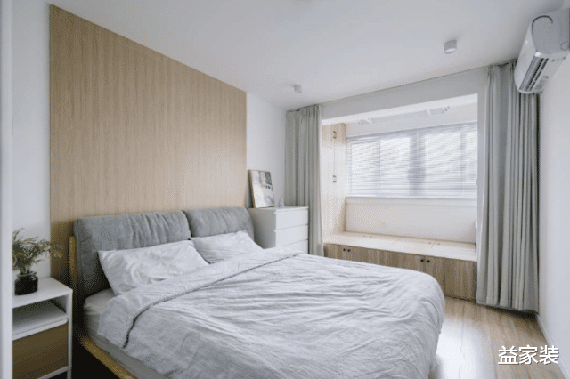 不在主卧安装衣柜,遭到家人强烈反对,入住后,家里人却全都道歉