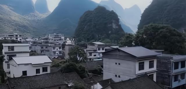 纪实:2010年维修工发现神秘纸条,一个举动救出2名被囚禁的少女